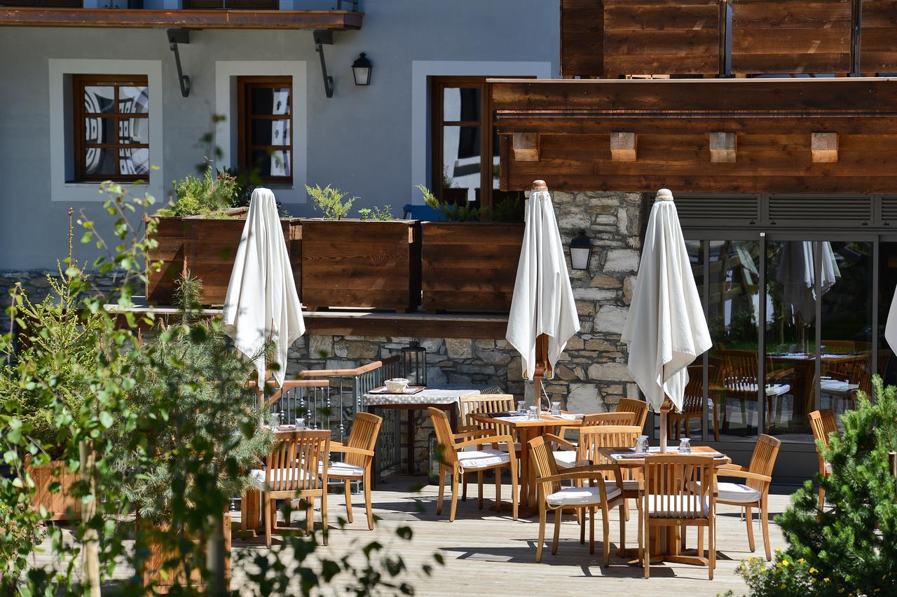 Maison De Famille Les 5 Freres Val-dʼIsère Eksteriør billede