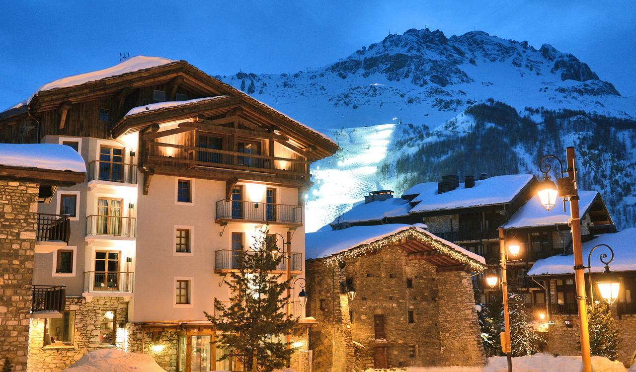 Maison De Famille Les 5 Freres Val-dʼIsère Eksteriør billede