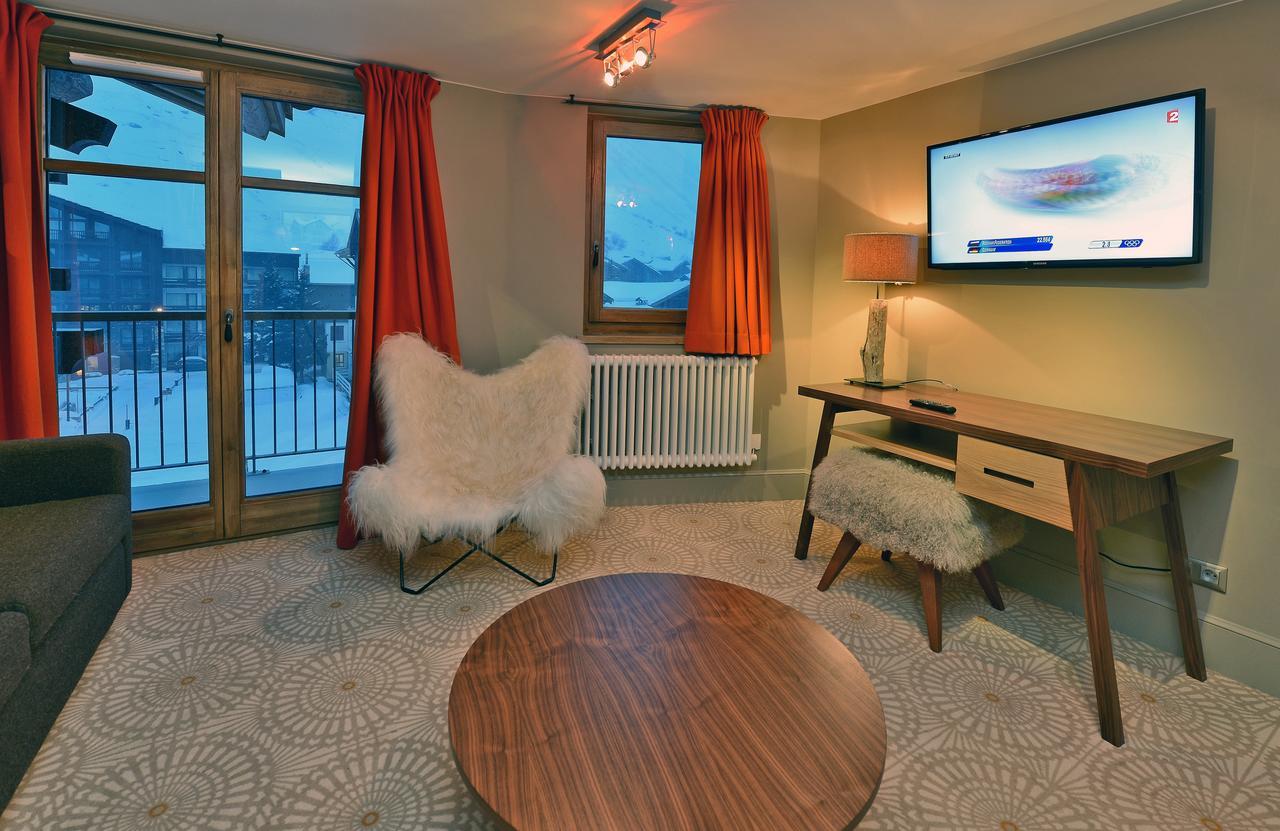 Maison De Famille Les 5 Freres Val-dʼIsère Eksteriør billede